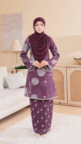 Kurung Karisna