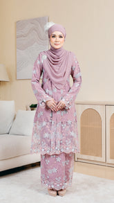 Kebaya Geisha